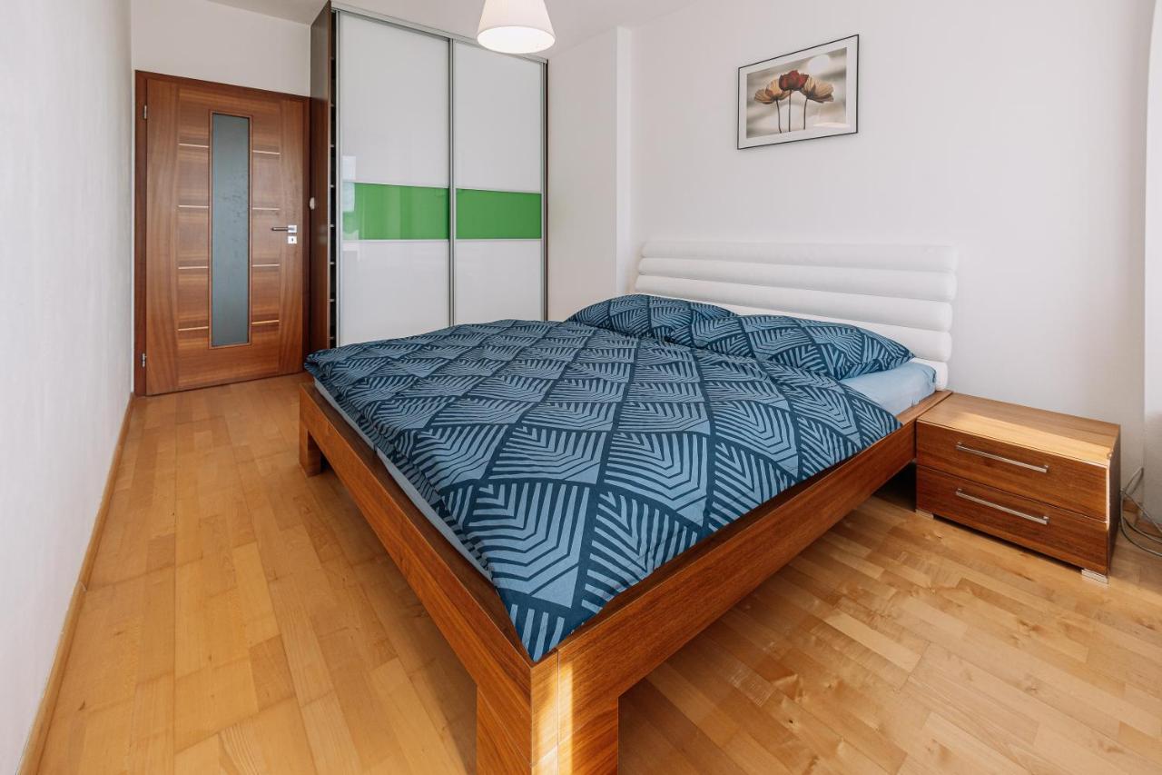 Apartment Family Bratislava Parking Slot Included! Exterior foto